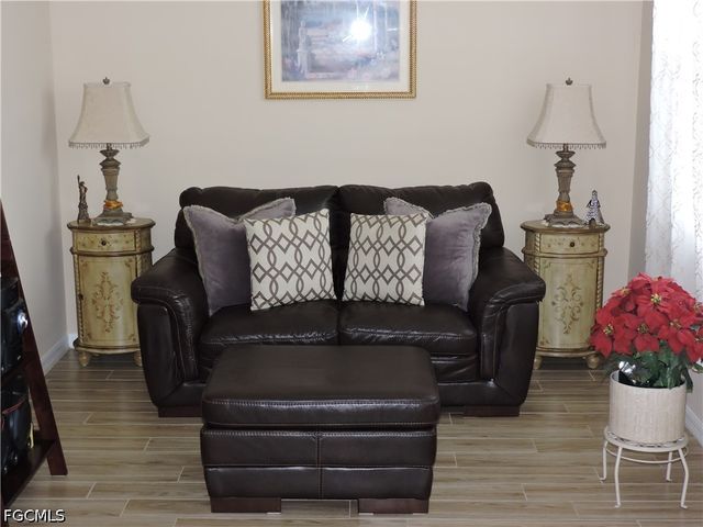 204 NW 11th ST, Cape Coral, FL 33993