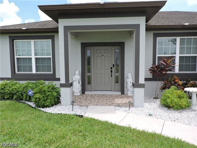 204 NW 11th ST, Cape Coral, FL 33993