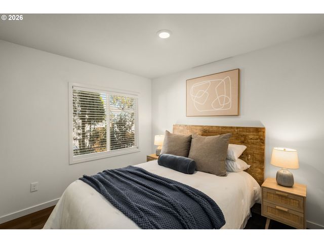 411 Ne 92ND Ave, Portland, OR 97220