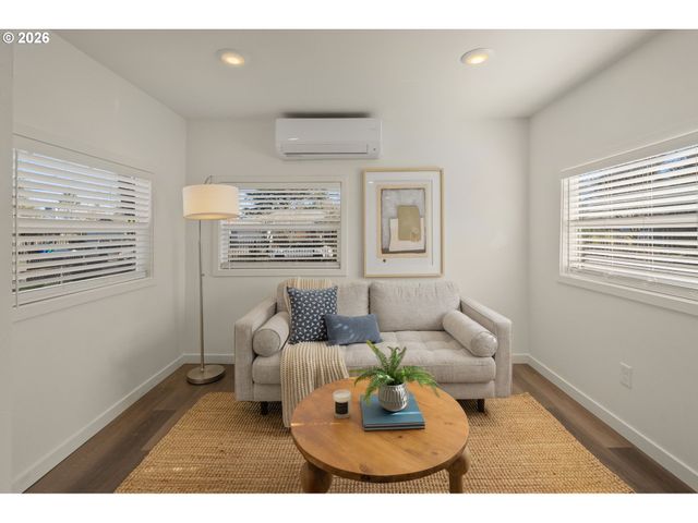 411 Ne 92ND Ave, Portland, OR 97220