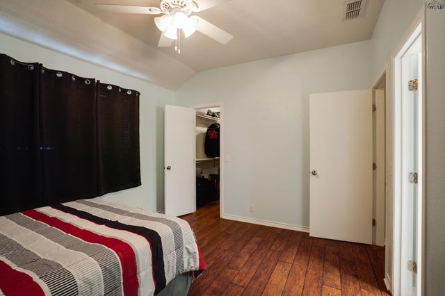 500 SWENSON STREET, Burkburnett, TX 76354