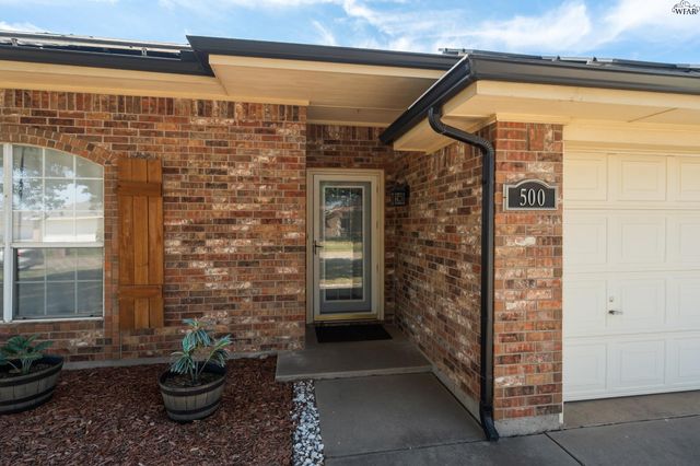 500 SWENSON STREET, Burkburnett, TX 76354