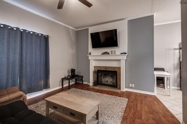 500 SWENSON STREET, Burkburnett, TX 76354