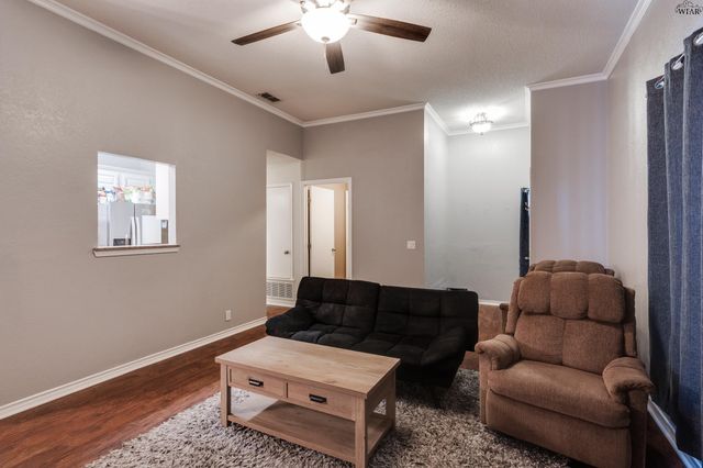 500 SWENSON STREET, Burkburnett, TX 76354