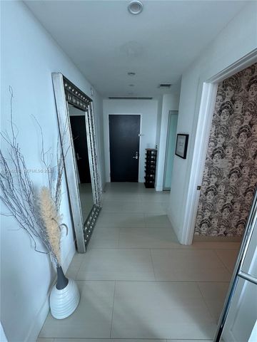900 Biscayne Blvd 2312, Miami, FL 33132