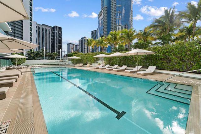 900 Biscayne Blvd 2312, Miami, FL 33132