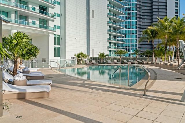 900 Biscayne Blvd 2312, Miami, FL 33132