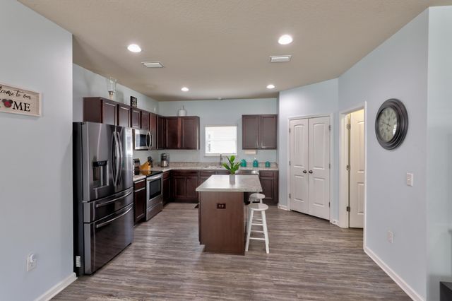 42 Sarona Street, Freeport, FL 32439