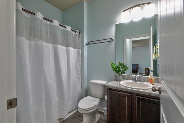 42 Sarona Street, Freeport, FL 32439