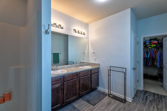 42 Sarona Street, Freeport, FL 32439