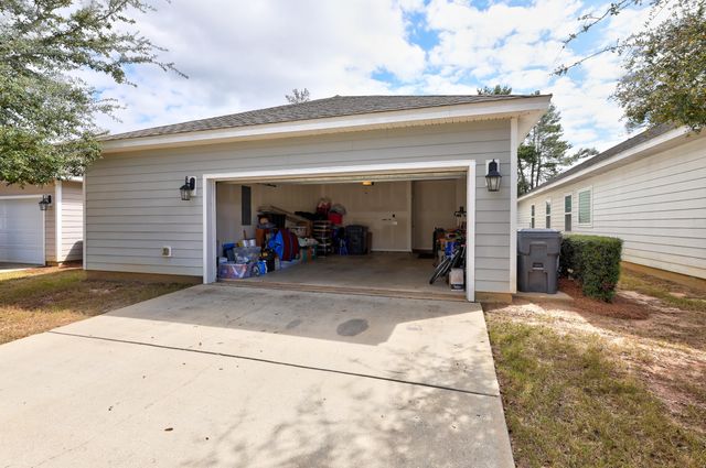 42 Sarona Street, Freeport, FL 32439