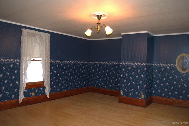 56886 Calumet Avenue, Calumet, MI 49913