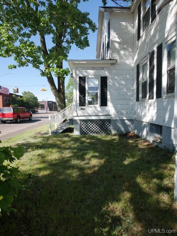 56886 Calumet Avenue, Calumet, MI 49913