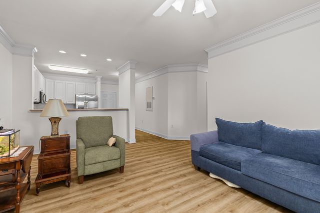 1025 Riverland Woods Place 606, Charleston, SC 29412