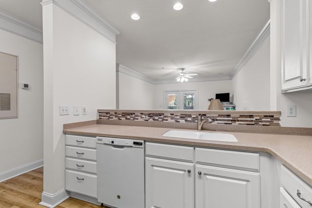 1025 Riverland Woods Place 606, Charleston, SC 29412