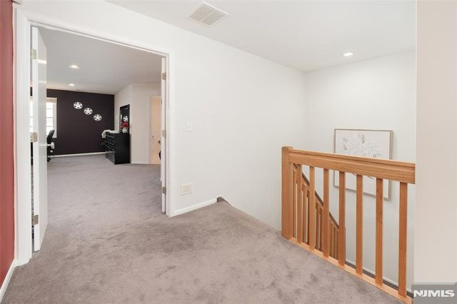 20 Pine Valley Road 148, Livingston, NJ 07039