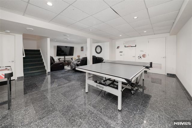 20 Pine Valley Road 148, Livingston, NJ 07039