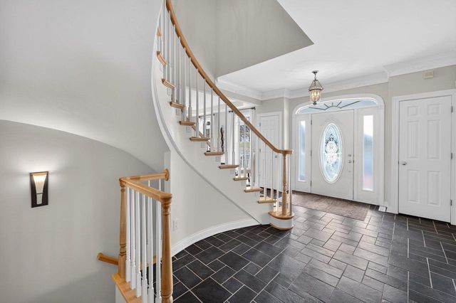 1614 Blue Ridge Trail, Waunakee, WI 53597