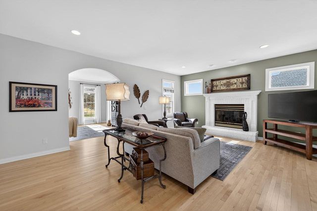 1614 Blue Ridge Trail, Waunakee, WI 53597