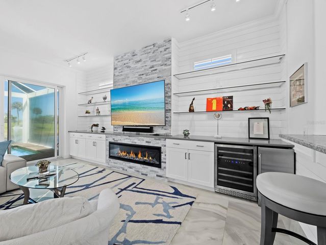 1914 HARBOUR LINKS CIRCLE 10, Longboat Key, FL 34228