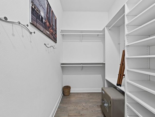 1914 HARBOUR LINKS CIRCLE 10, Longboat Key, FL 34228