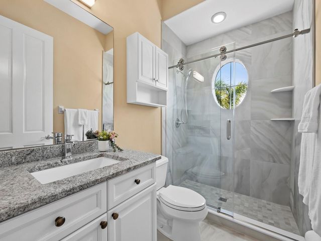 1914 HARBOUR LINKS CIRCLE 10, Longboat Key, FL 34228