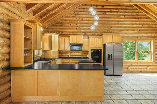 300 Oak Ridge Drive, Stanton, KY 40380