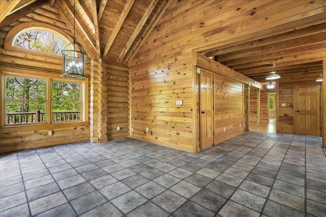 300 Oak Ridge Drive, Stanton, KY 40380