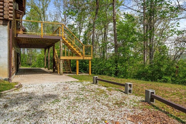 300 Oak Ridge Drive, Stanton, KY 40380