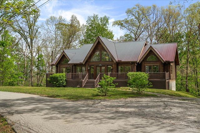 300 Oak Ridge Drive, Stanton, KY 40380
