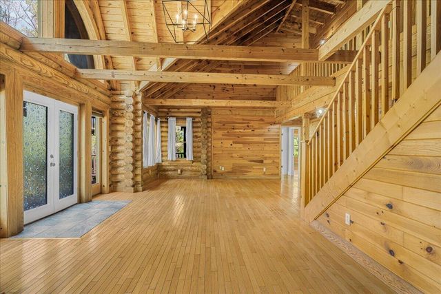 300 Oak Ridge Drive, Stanton, KY 40380