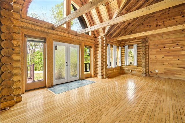 300 Oak Ridge Drive, Stanton, KY 40380