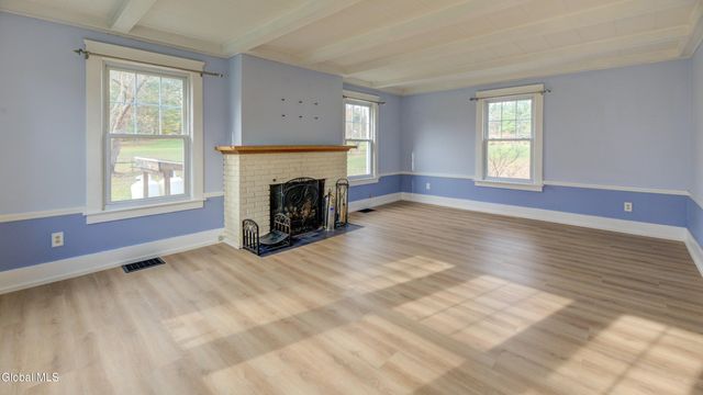 120 County Highway 155, Broadalbin, NY 12025