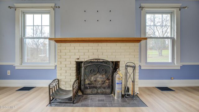 120 County Highway 155, Broadalbin, NY 12025