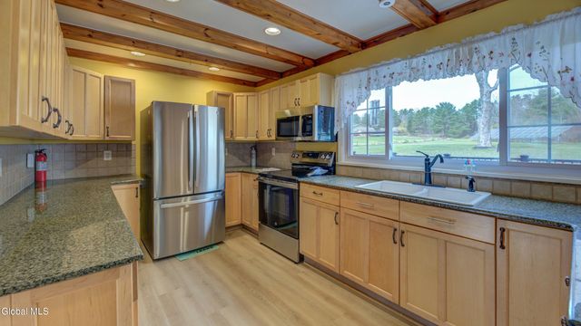 120 County Highway 155, Broadalbin, NY 12025