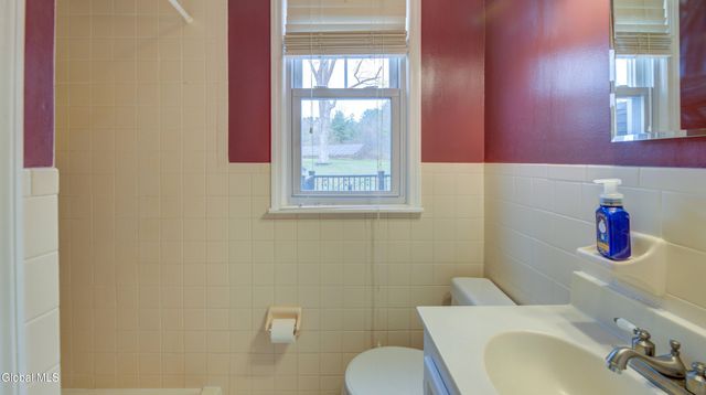 120 County Highway 155, Broadalbin, NY 12025