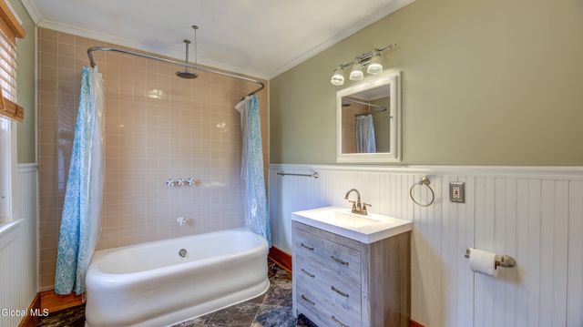 120 County Highway 155, Broadalbin, NY 12025