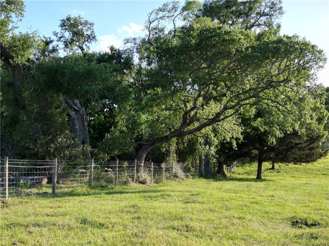2525 North Meyersville Road, Brenham, TX 77833