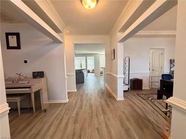 937 Arrowleaf WAY, Chesapeake, VA 23323