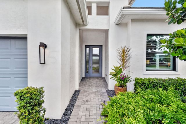 15811 Key Biscayne Lane, Westlake, FL 33470