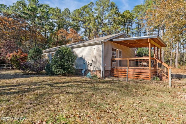 247 Mcmillan Road, Vass, NC 28394