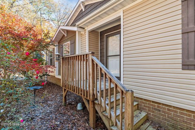 247 Mcmillan Road, Vass, NC 28394