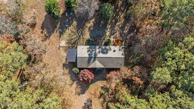 247 Mcmillan Road, Vass, NC 28394