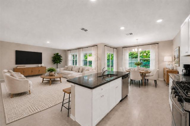 111 POINT PLEASANT ROAD, Deland, FL 32724