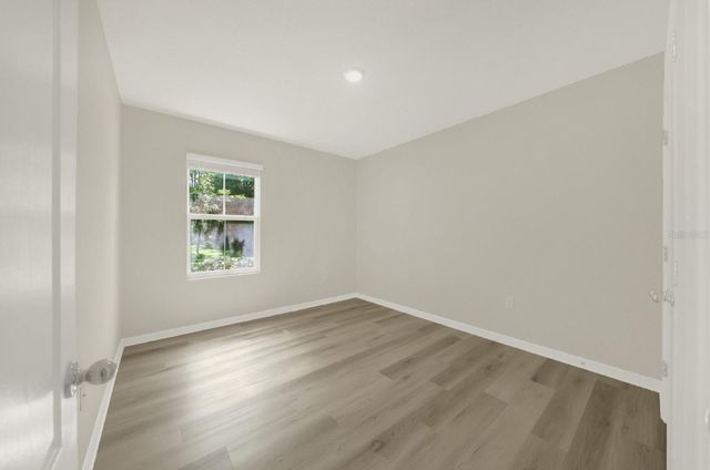 111 POINT PLEASANT ROAD, Deland, FL 32724