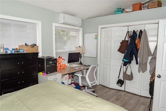 33 Ridge St Street, Cranston, RI 02920