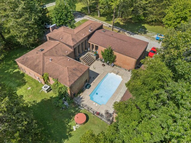 1030 Waller Rd, Brentwood, TN 37027