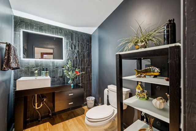 1030 Waller Rd, Brentwood, TN 37027