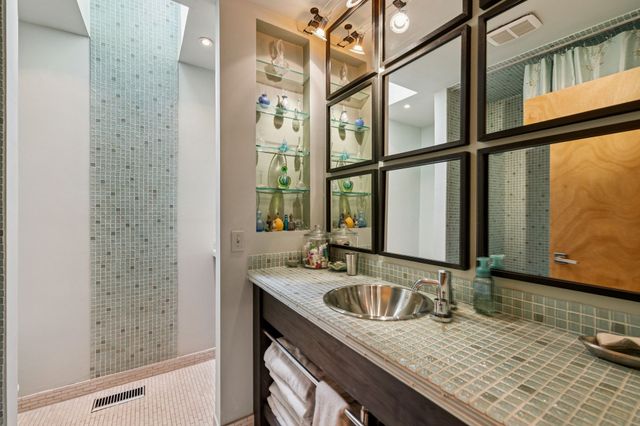 1030 Waller Rd, Brentwood, TN 37027