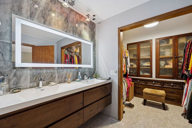 1030 Waller Rd, Brentwood, TN 37027